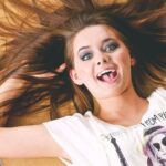girl-1039532_640
